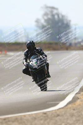 media/Sep-20-2025-TrackDaz (Sat) [[27f0cde673]]/C Group/240pm (Turn 9)/